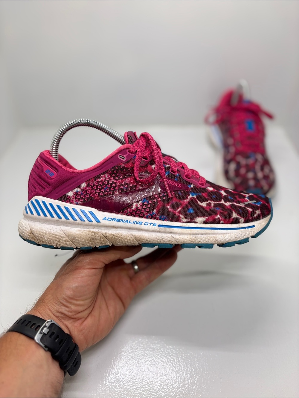 Brooks Adrenaline GTS 22 Magenta Paint Smudge Running Shoes Women’s 8.5 B - Picture 6 of 13
